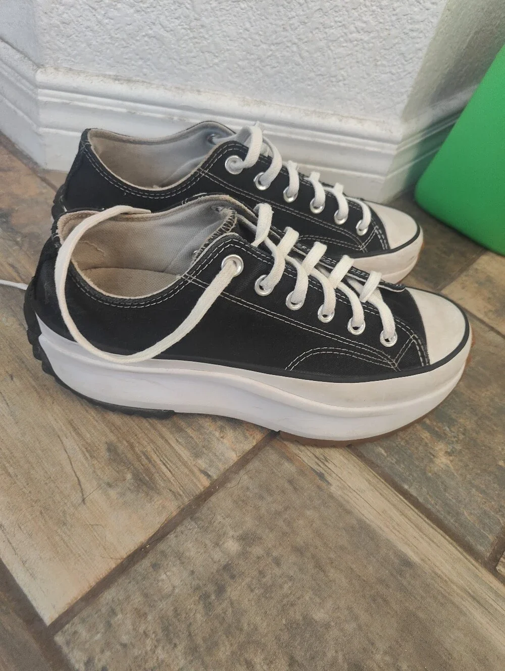 Converse Platform Low Top, Unisex, Men's 7, Women's 8.5 US Size, Black